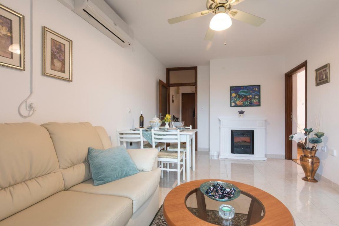 Apartment Calista Rabac Esterno foto